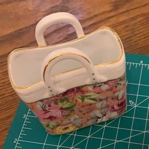 🏷️ 3 for $10 
Nantucket Home Porcelain bag